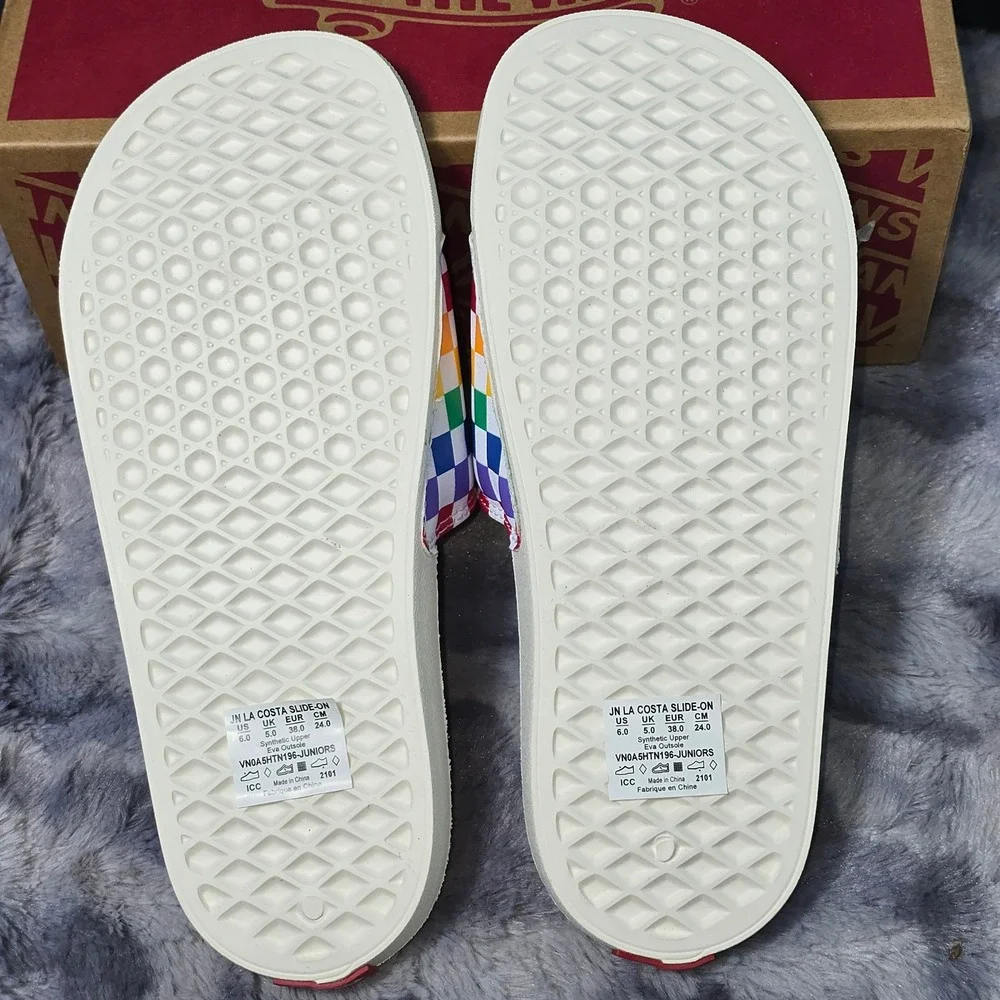 NWB Vans La Costa Slide-On Rainbow Checkerboard‎ Marshmallow Kids Size 6.0